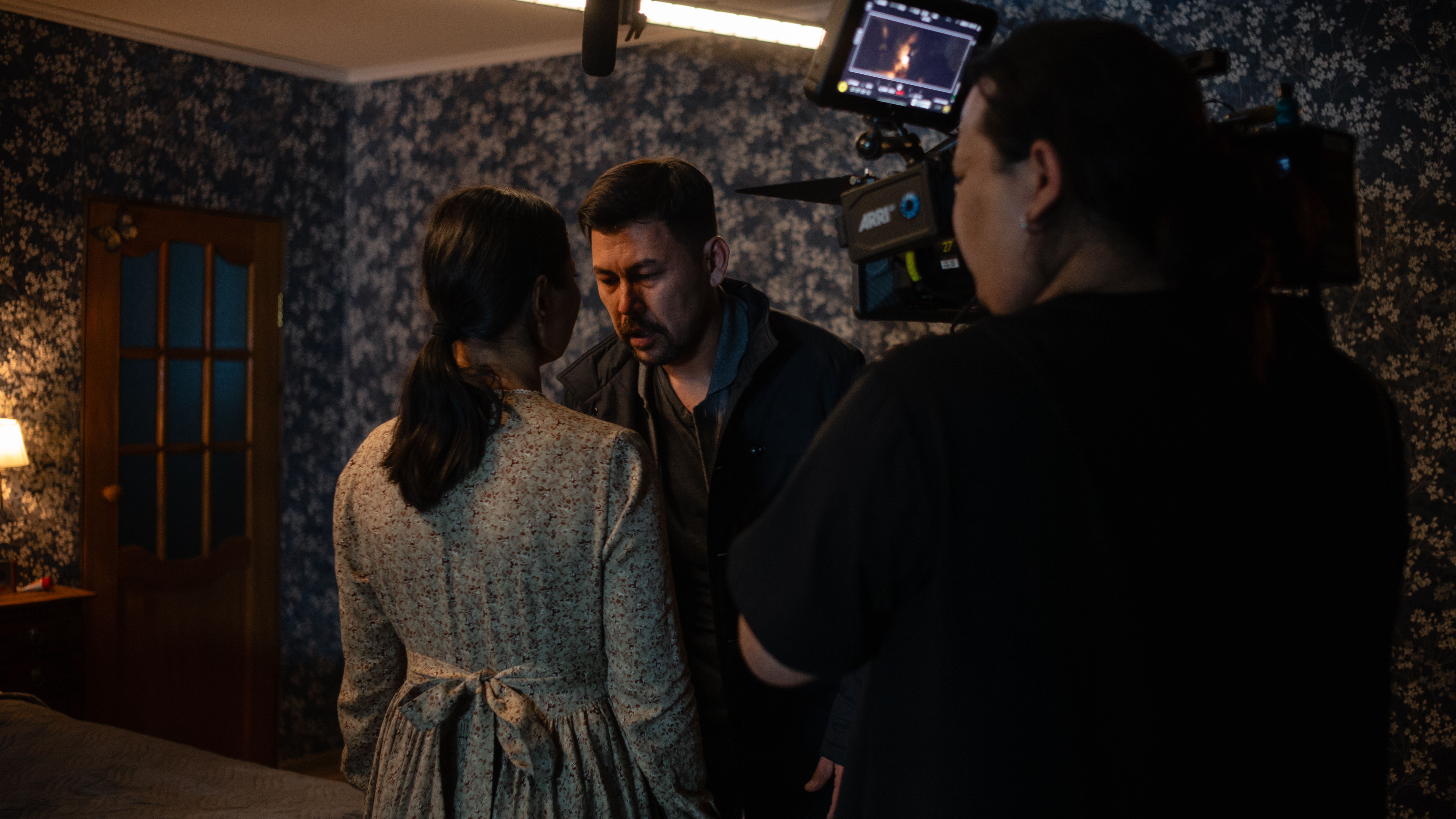 Behind the scenes 4